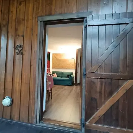 Ai Piedi Del Monte Bianco Appartamento *