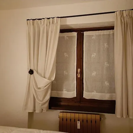 Ai Piedi Del Monte Bianco